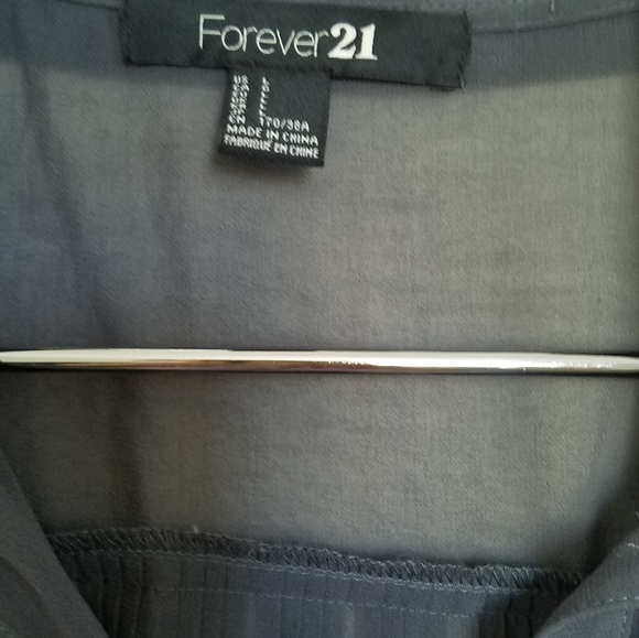 Tank - Picture 4 of 4